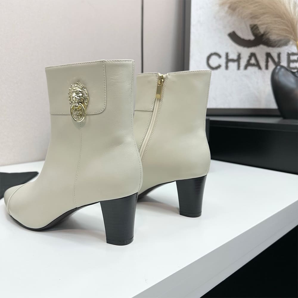 Ch**el Boots