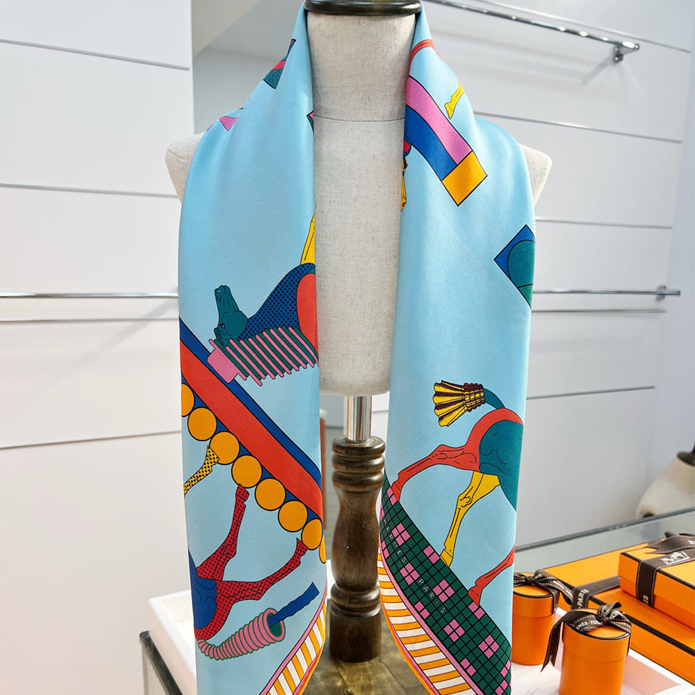 H**me5 A Toute Allure scarf 90
