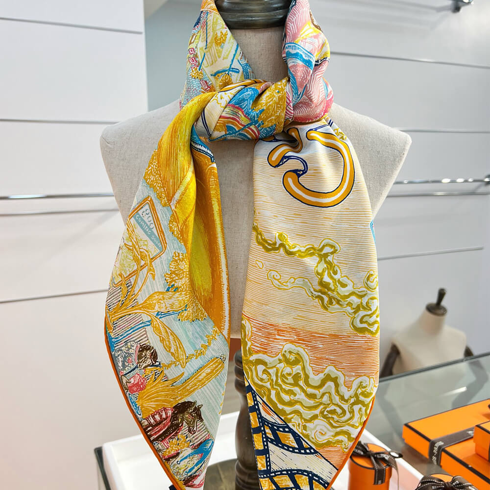 H**me5 City of Light scarf 90