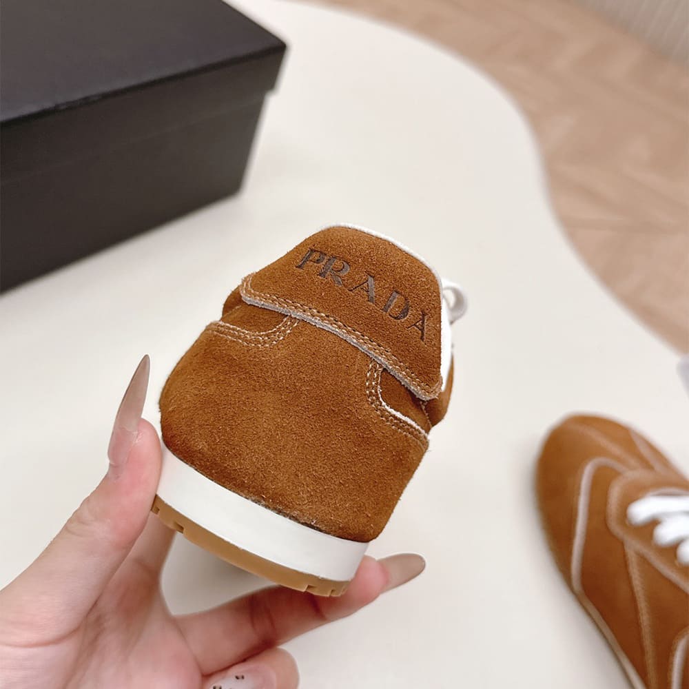 Pra*a Suede sneakers