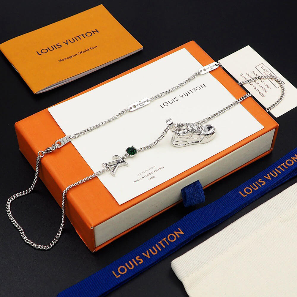 LV Metal Zircon Necklaces