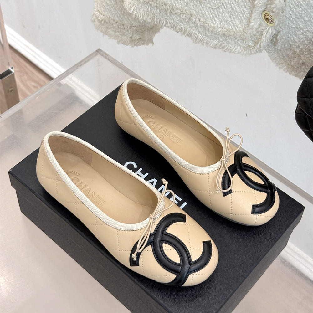 Ch**el Quilted Ballerina Flats
