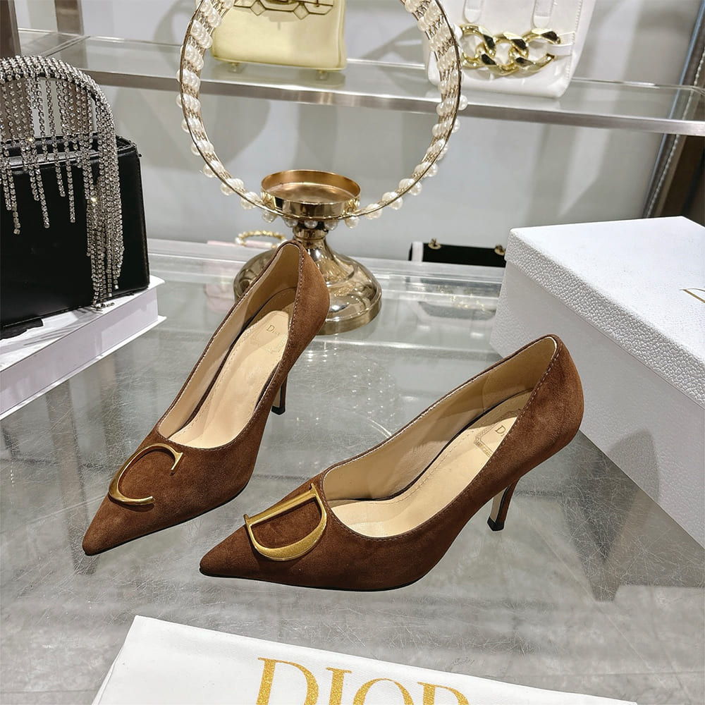 D10r Initials Pump