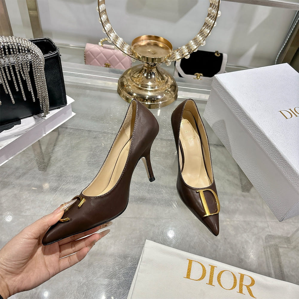 D10r Initials Pump