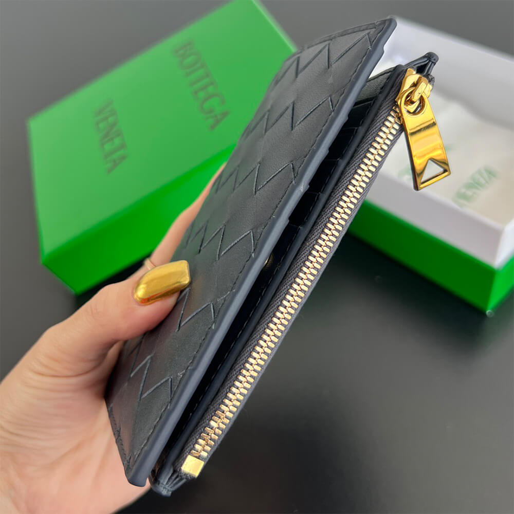 Intrecciato Medium Bi-Fold Wallet(HIGH-END GRADE)