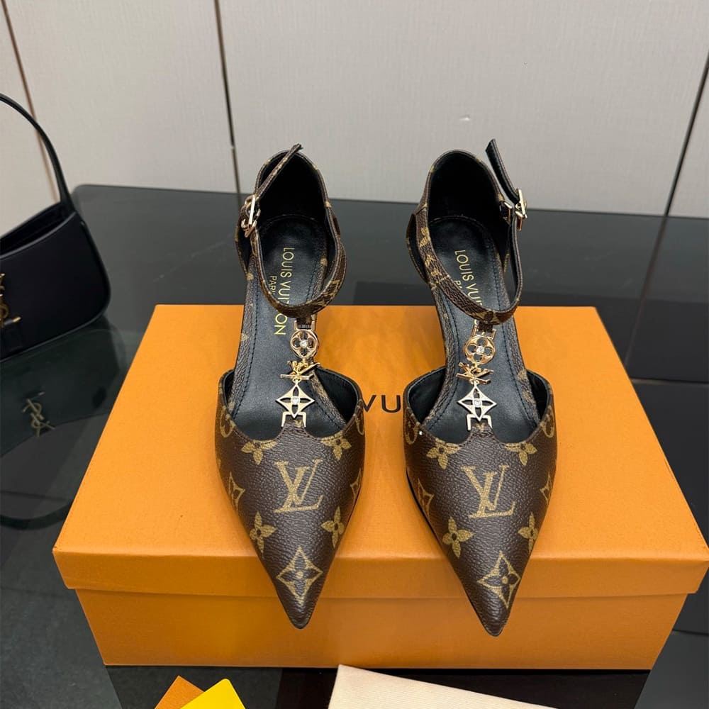 LV Ankle Strap Pumps (EU SIZE 34-41)