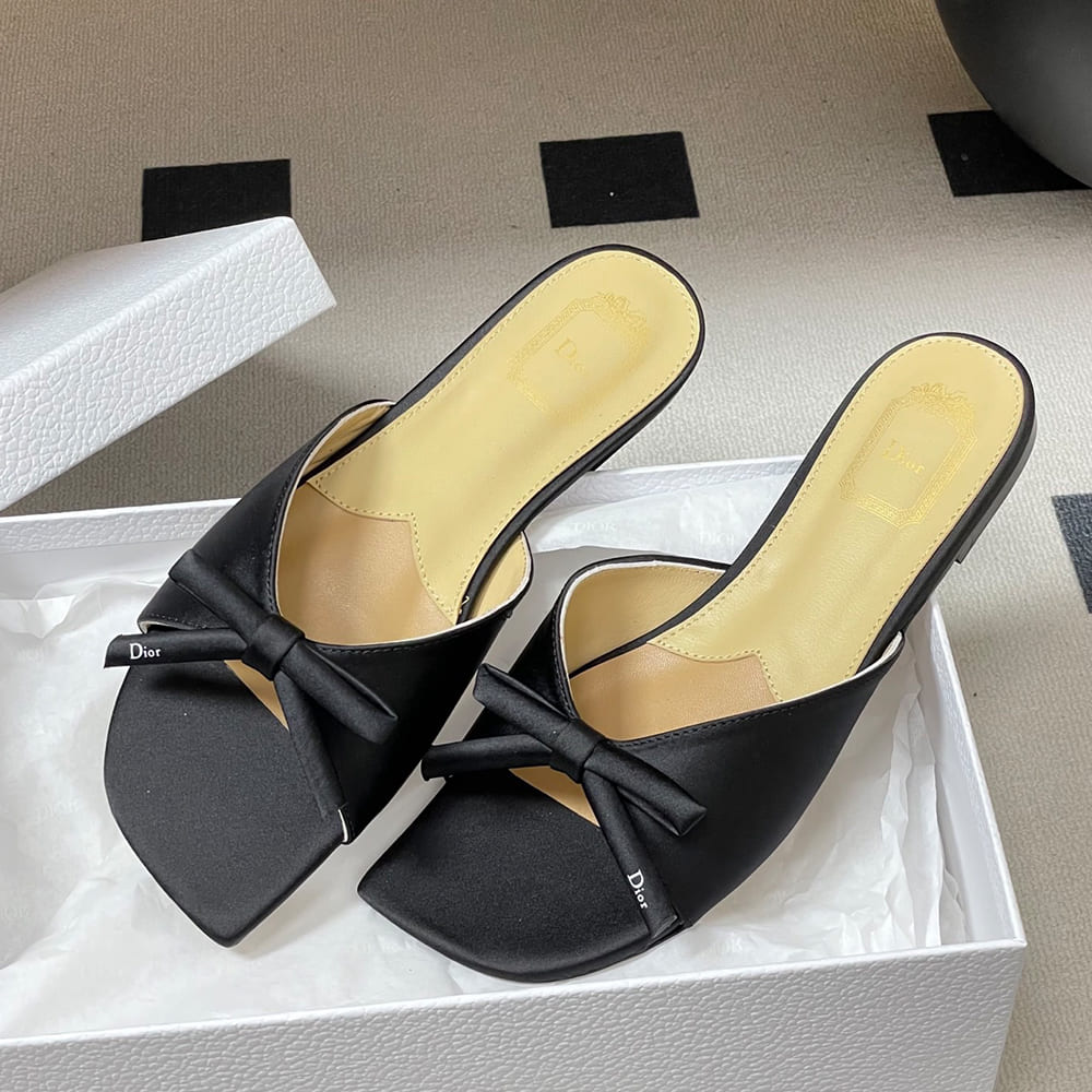 D10r Bow Slide (EU SIZE 35-42)