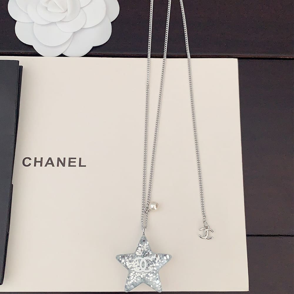 Ch**el necklace