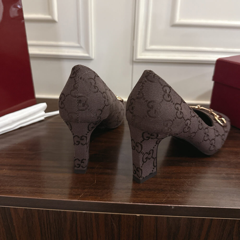 Gvc*1 Women’s Signora pump (EU SIZE 36-42)