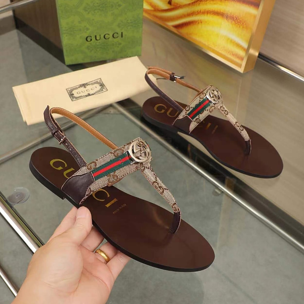 Gvc*1 Women’s Interlocking G Web sandal (EU SIZE 35-42)