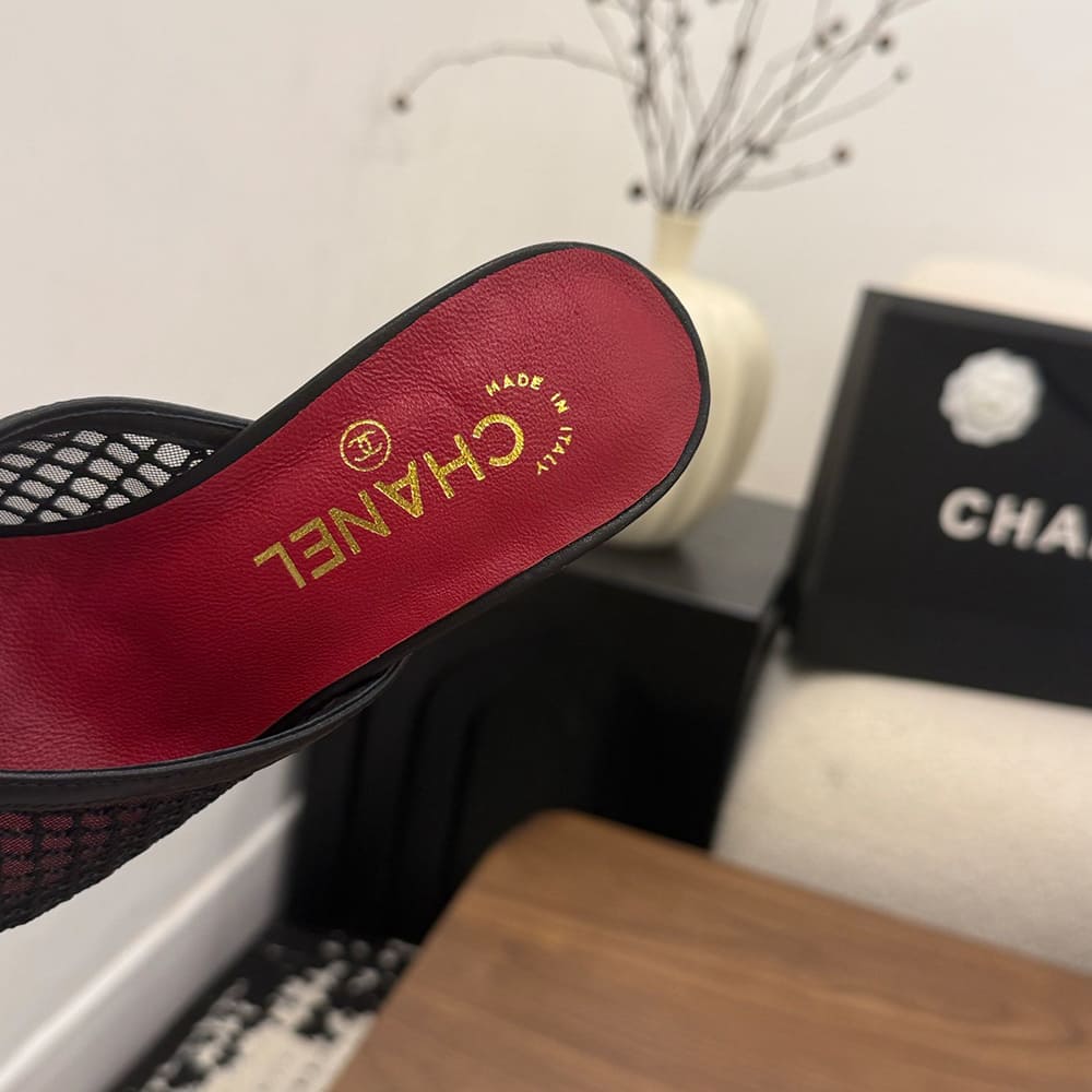 Ch**el Mules (EU SIZE 34-41)