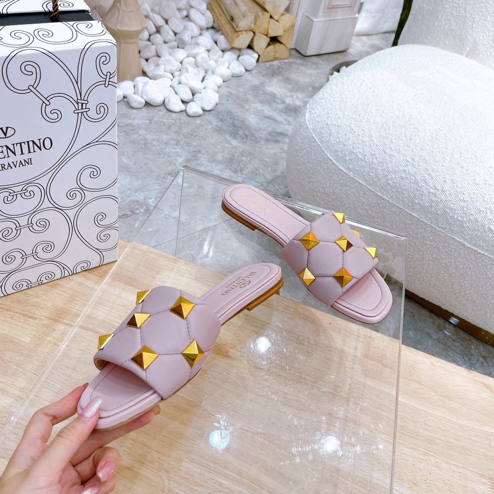 Va1e*ntin0 Roman Stud Sandal(EU 35-41)