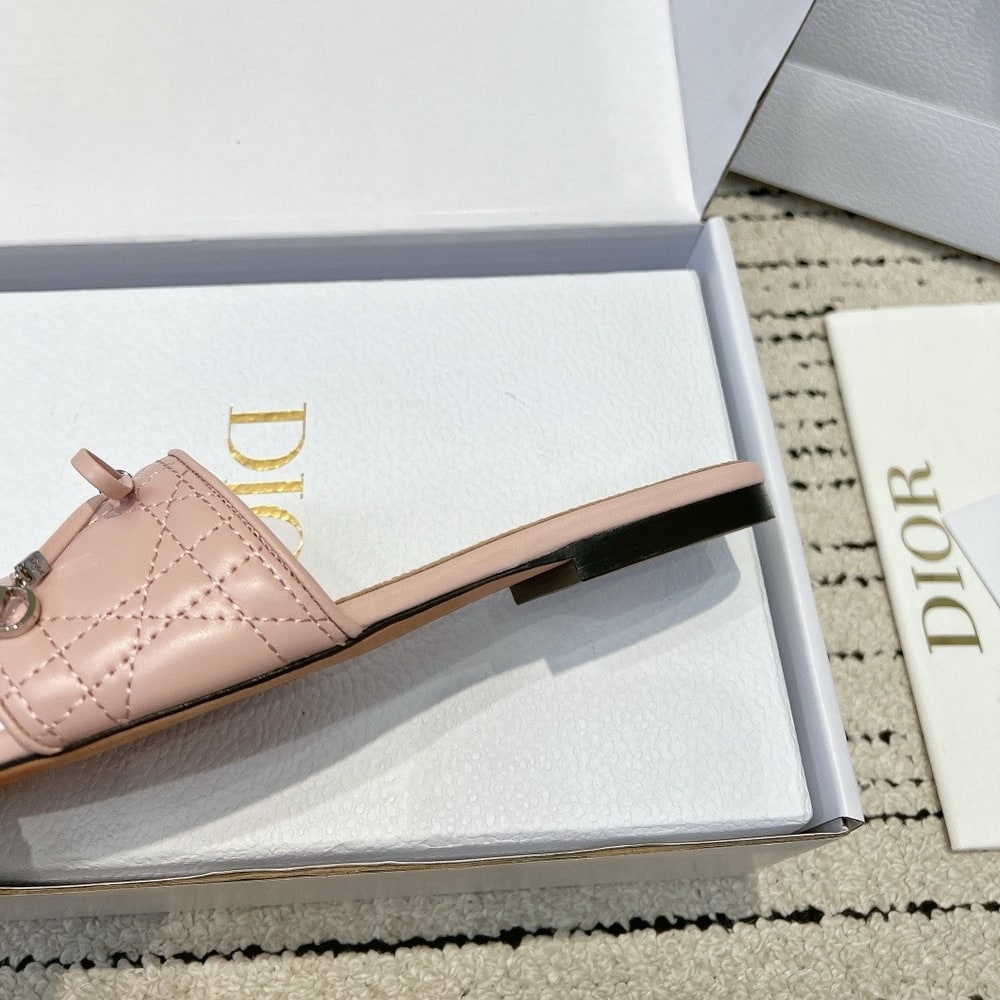 D10r Cannage Slide (EU SIZE 35-42)