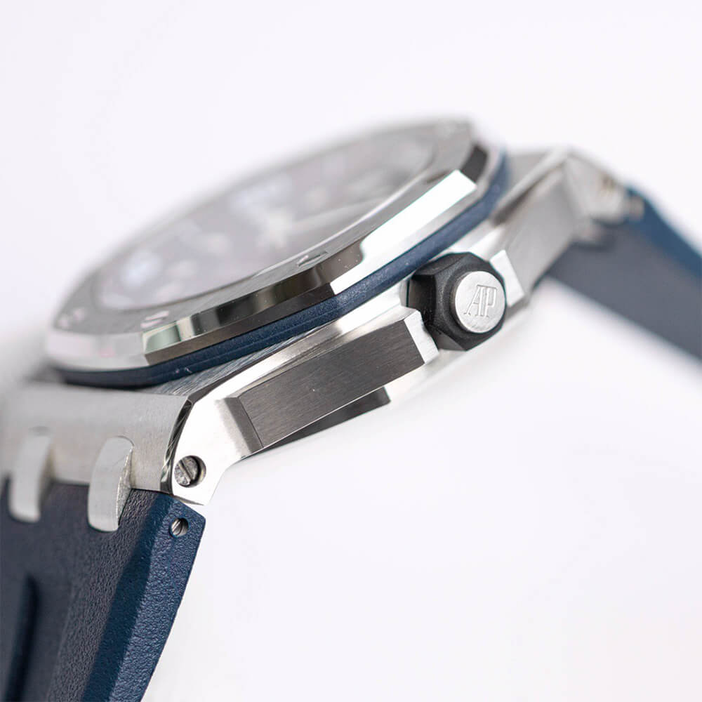 Audemars P1g*et Royal Oak 15720