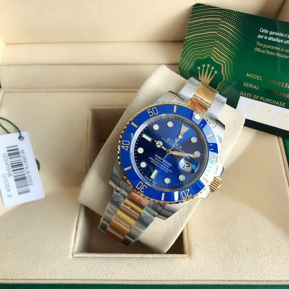 R01ex Submariner Date