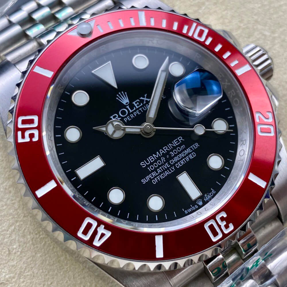 R01ex Submariner Date
