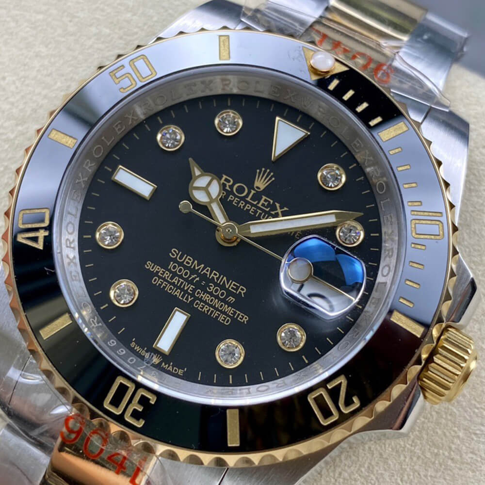 R01ex Submariner Date