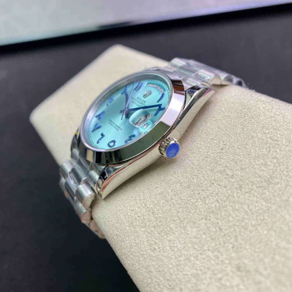 R01ex Day-Date 40