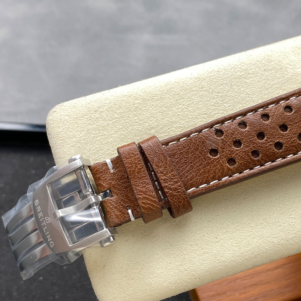Breitling Top Time B01
