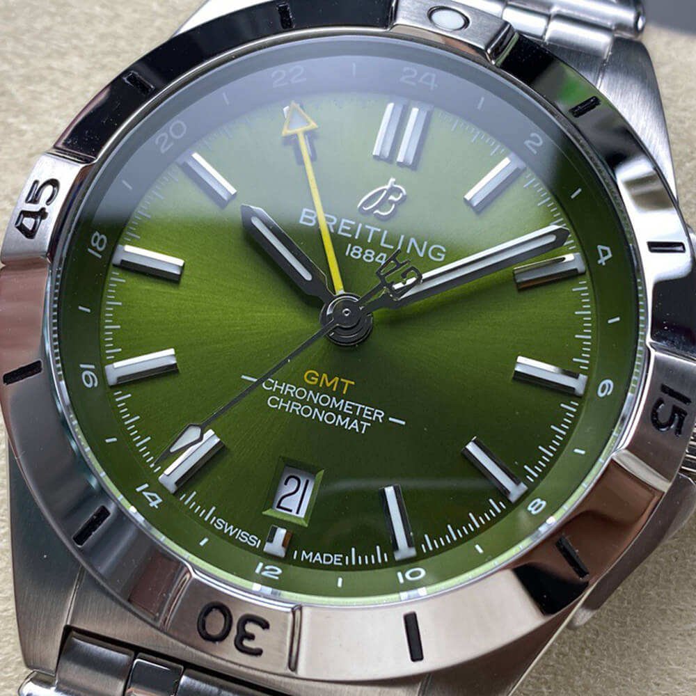 Breitling Chronomat Automatic GMT 40