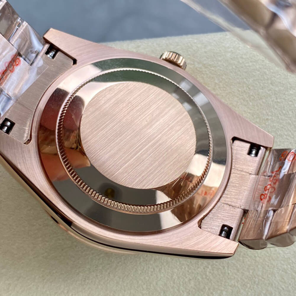 R01ex Day-Date 40