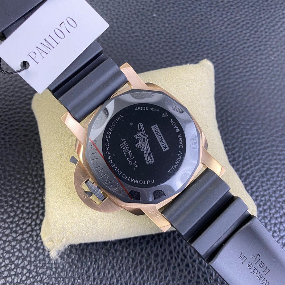 Pa*e*a1 Submersible  44mm