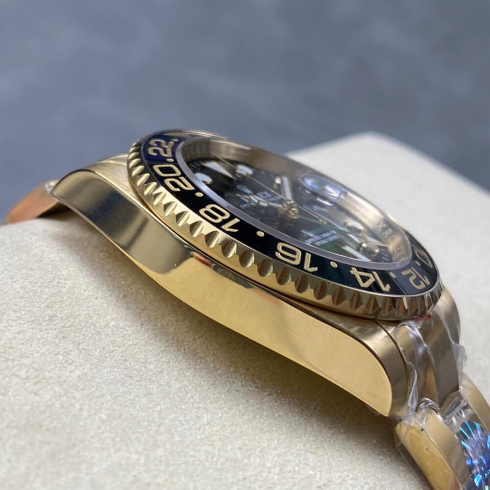 R01ex GMT-Master II