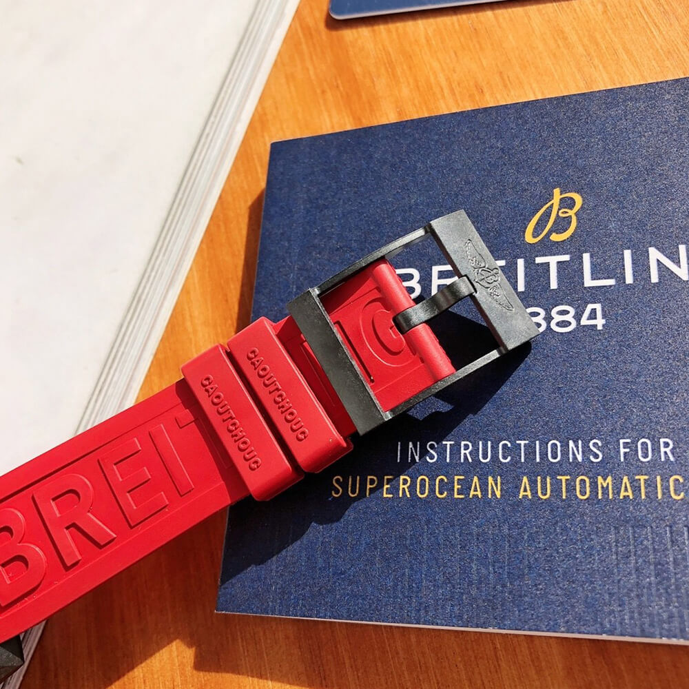 Breitling Endurance Pro 44