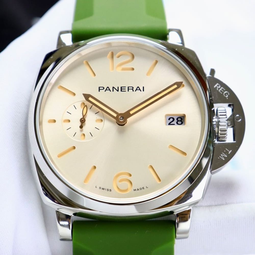 Pa*e*a1 LUMINOR Due 42mm