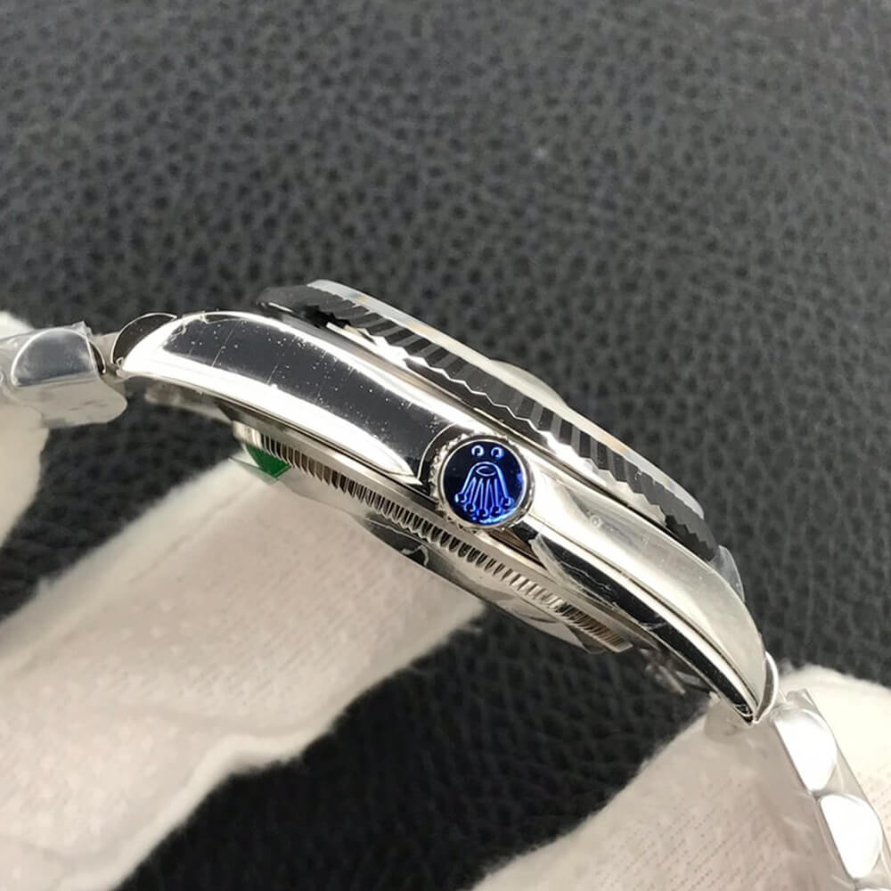 R01ex Day-Date 36