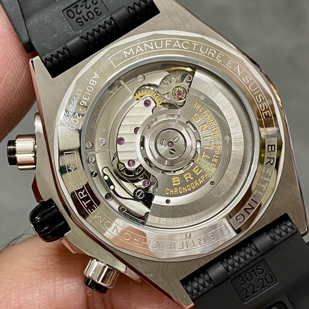 Breitling S*per Chronomat B01 44