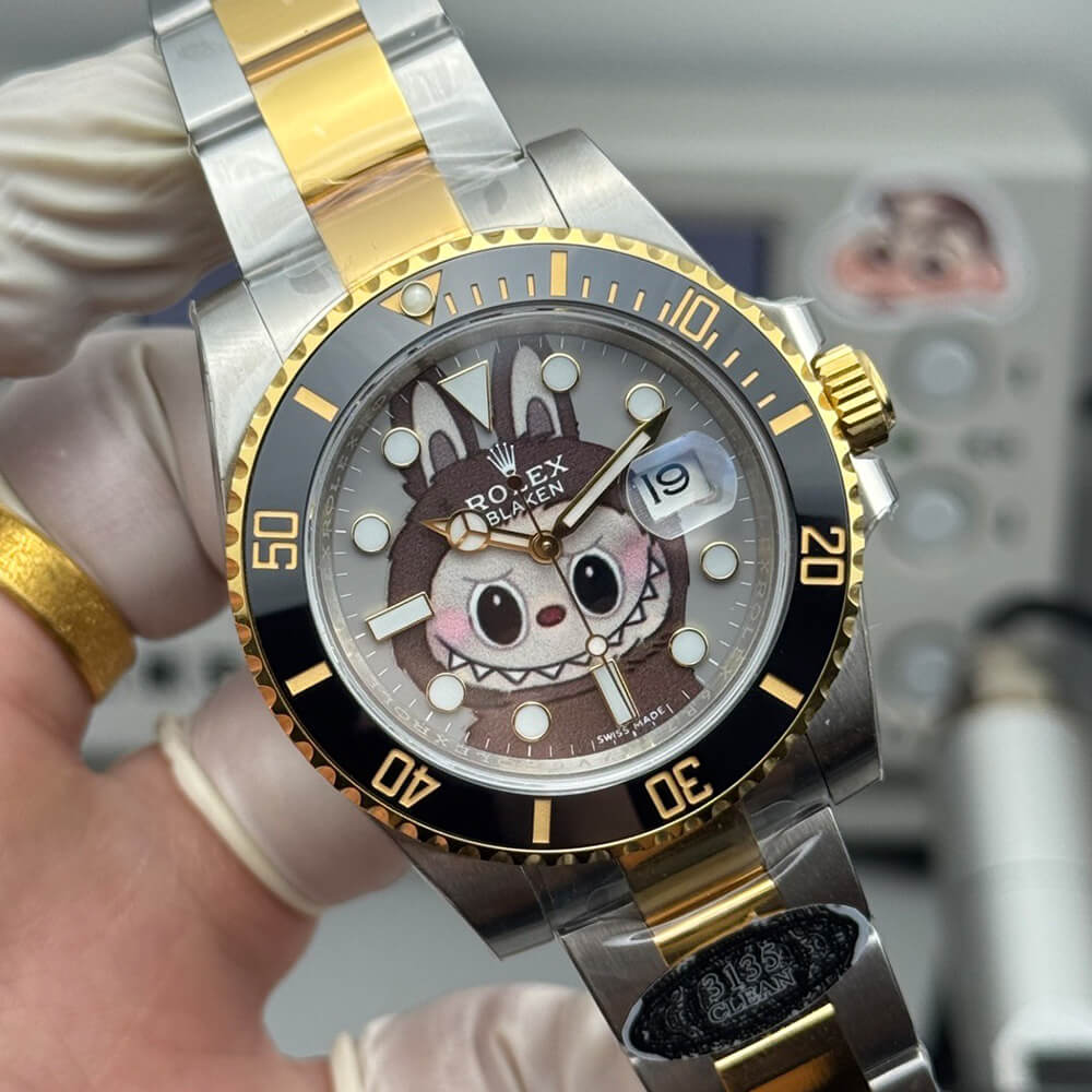 R01ex Submariner Labubu