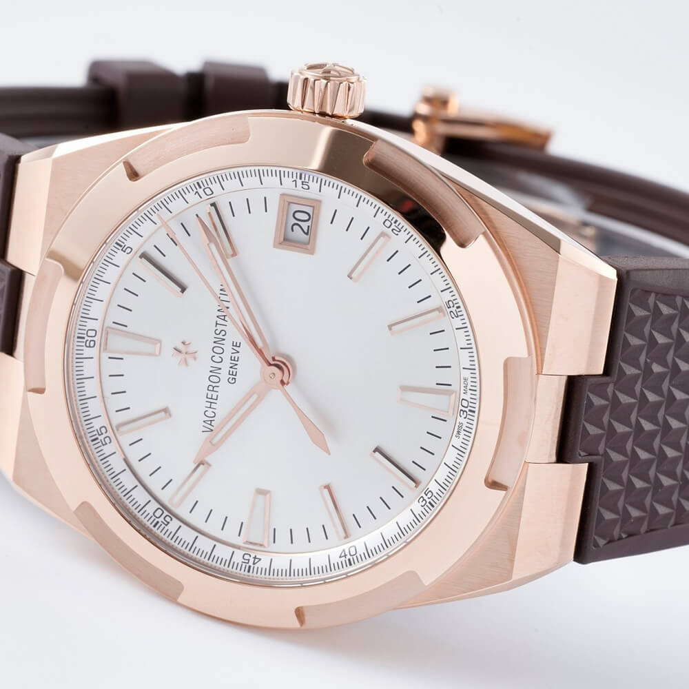 Vacheron C0nstan1n Overseas