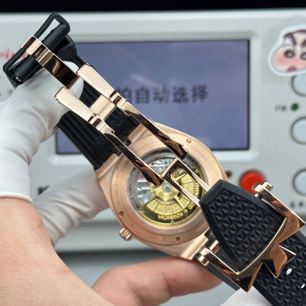 Vacheron C0nstan1n Overseas Chronograph