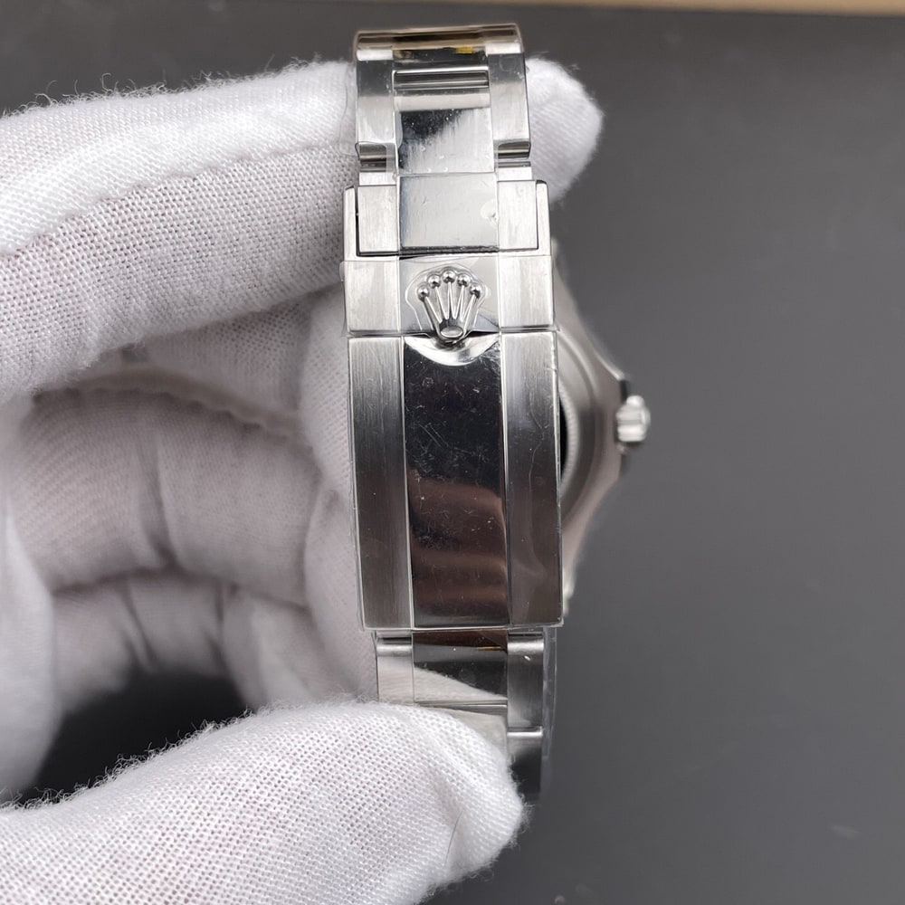 R01ex Yacht-Master 37