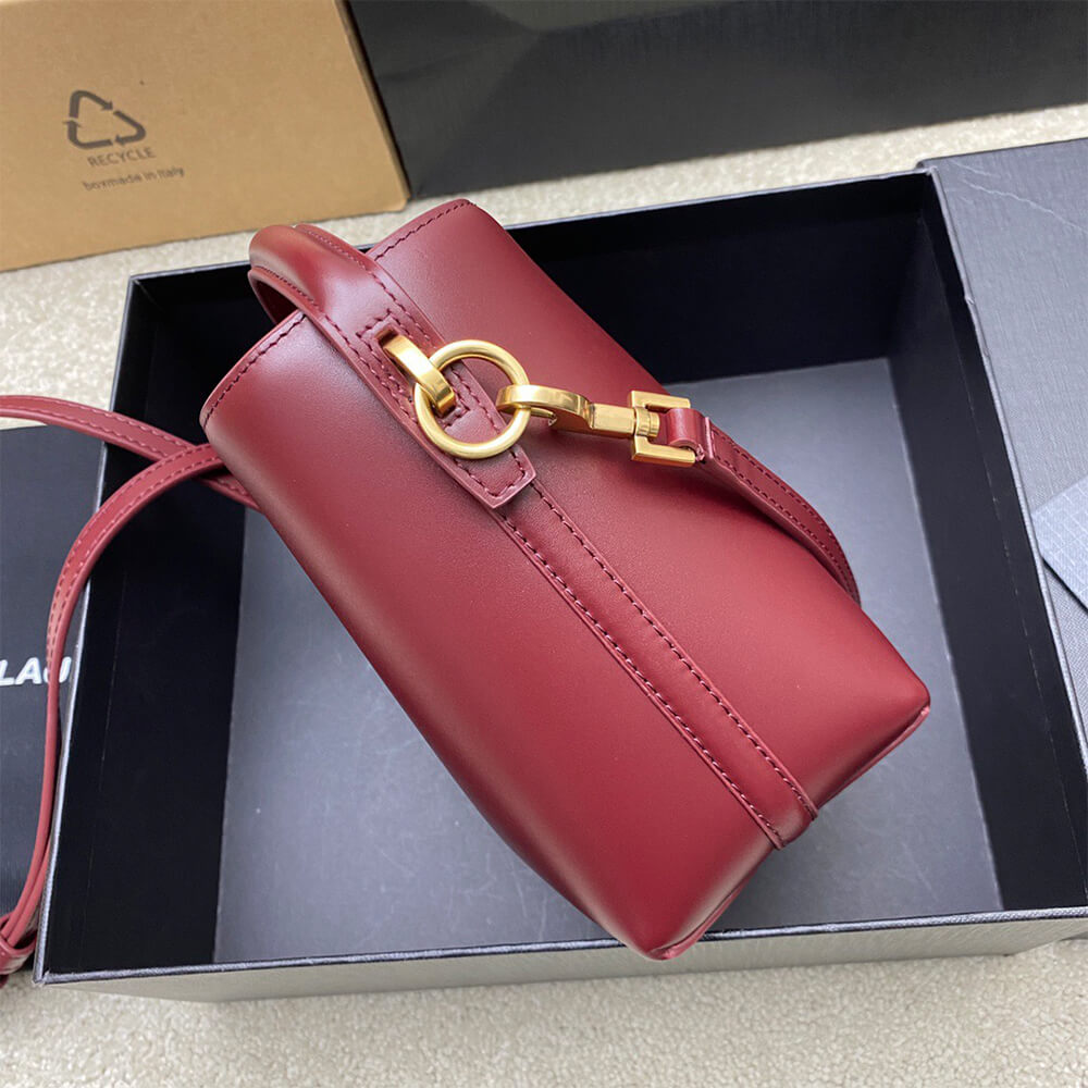 Y51 LE 37 mini in shiny leather