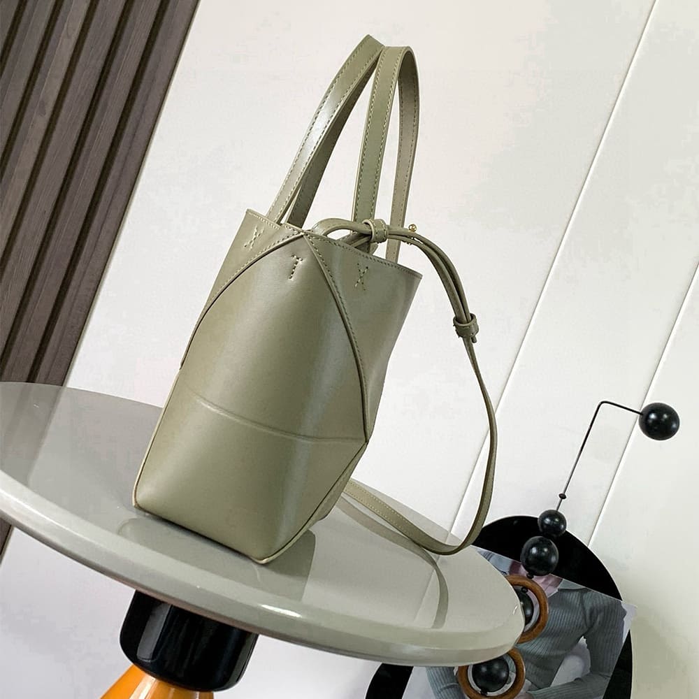 L0ew* Mini Puzzle Fold tote in shiny calfskin(HIGH-END GRADE)