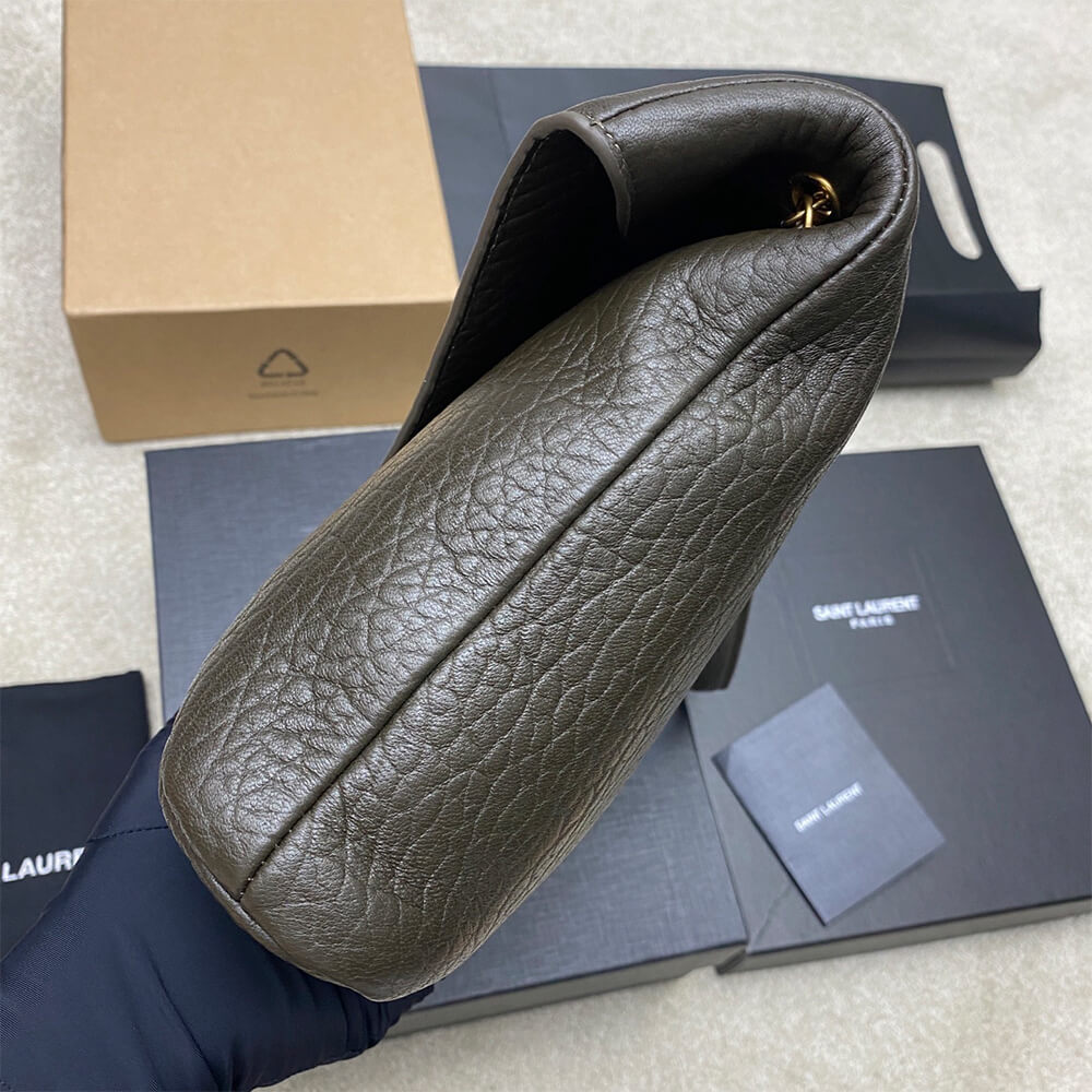 Y51 CASSANDRE XXL envelope pouch on chain in lambskin