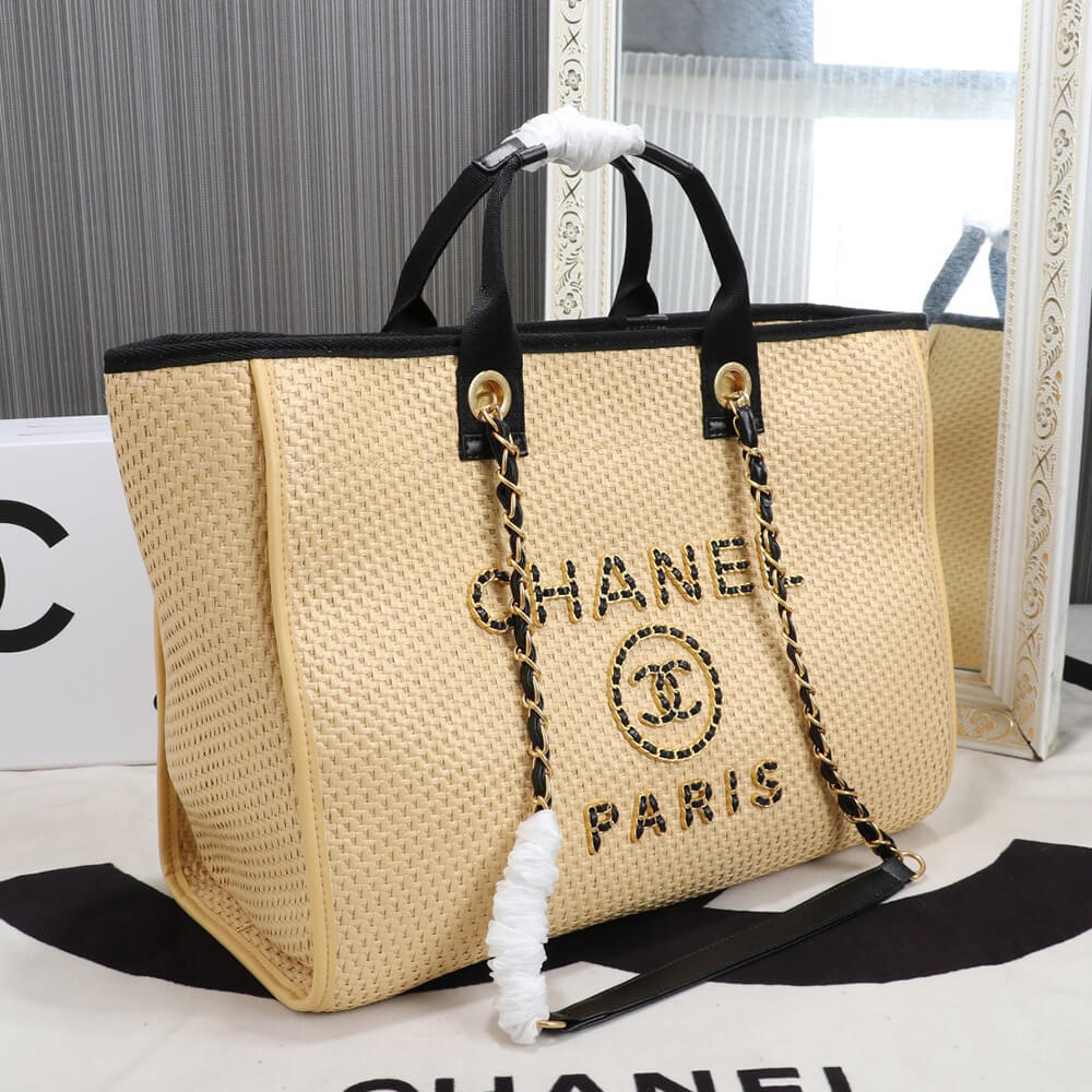 Ch**el MEDIUM DEAUVILLE TOTE