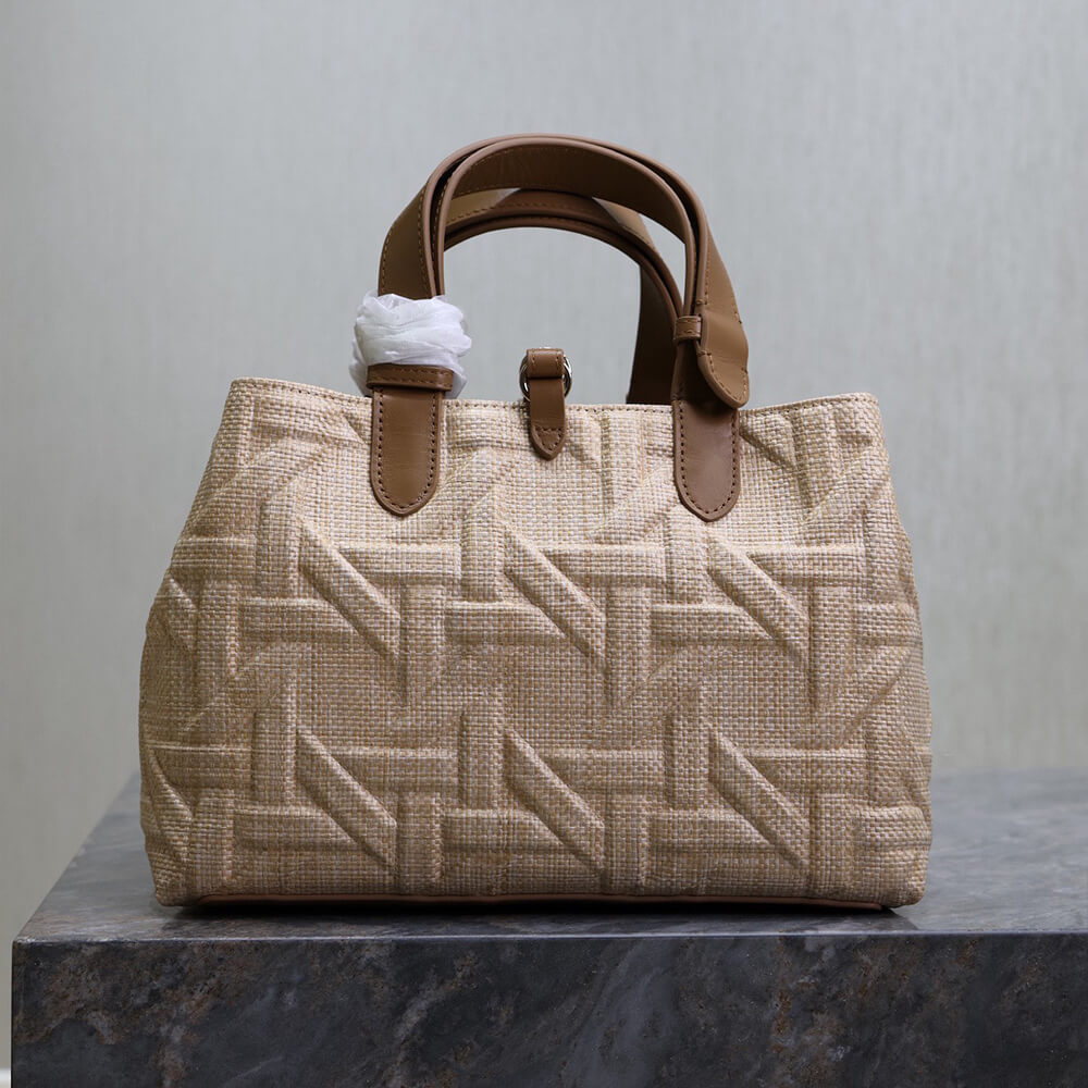 Medium D10r Toujours Bag