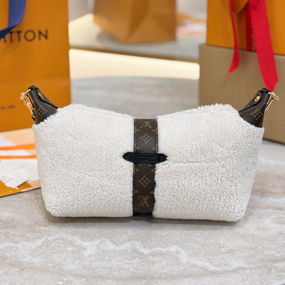 LV Pochette Mia(HIGH-END GRADE)