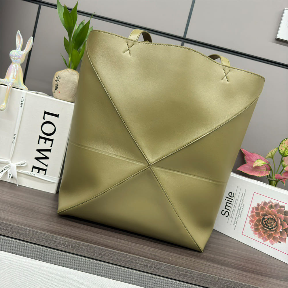 L0ew* XL Puzzle Fold tote in shiny calfskin(HIGH-END GRADE)