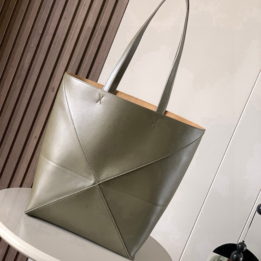 L0ew* Medium Puzzle Fold tote in shiny calfskin(HIGH-END GRADE)