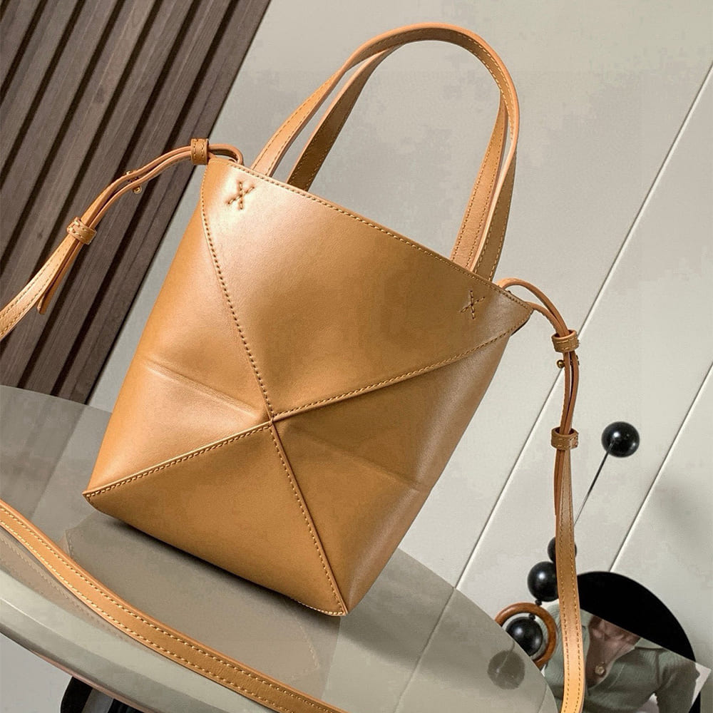 L0ew* Mini Puzzle Fold tote in shiny calfskin(HIGH-END GRADE)