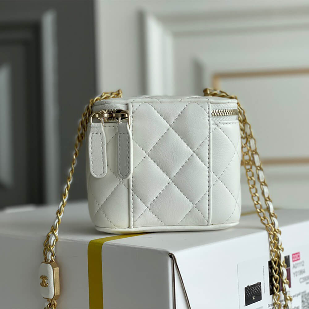 Ch**el SMALL VANITY WITH CHAIN