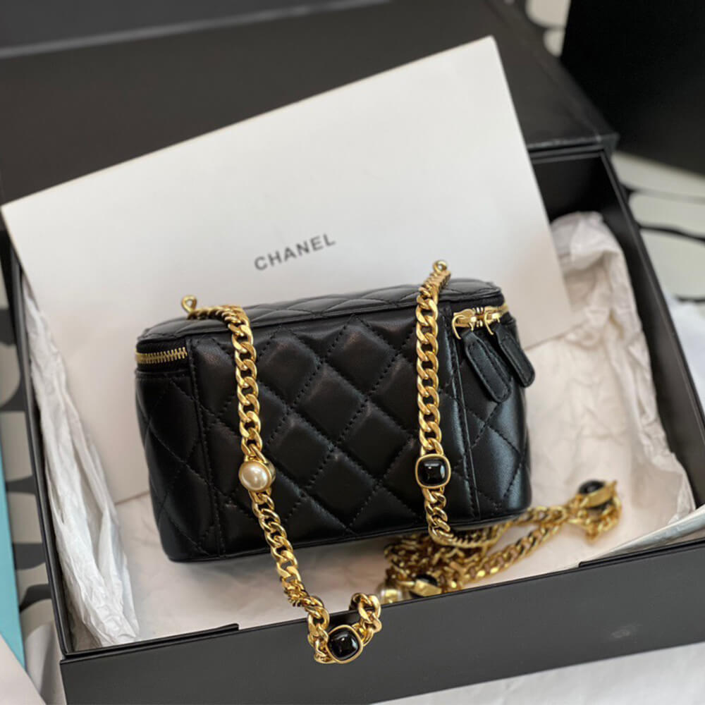Ch**el VANITY WITH CHAIN