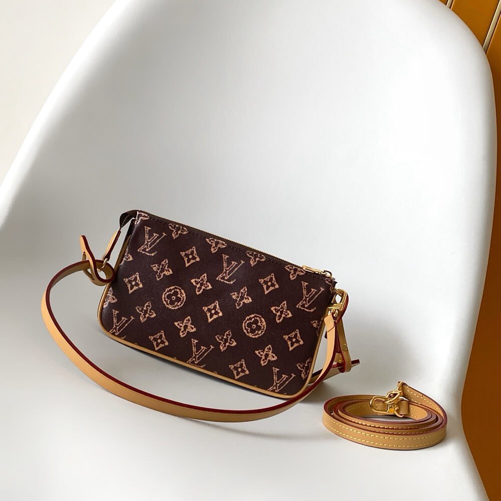 LV Pochette Accessoires