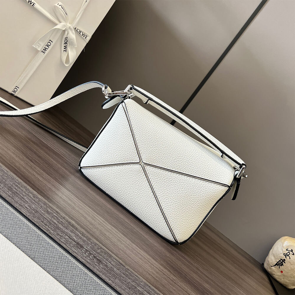 L0ew* Mini Puzzle bag