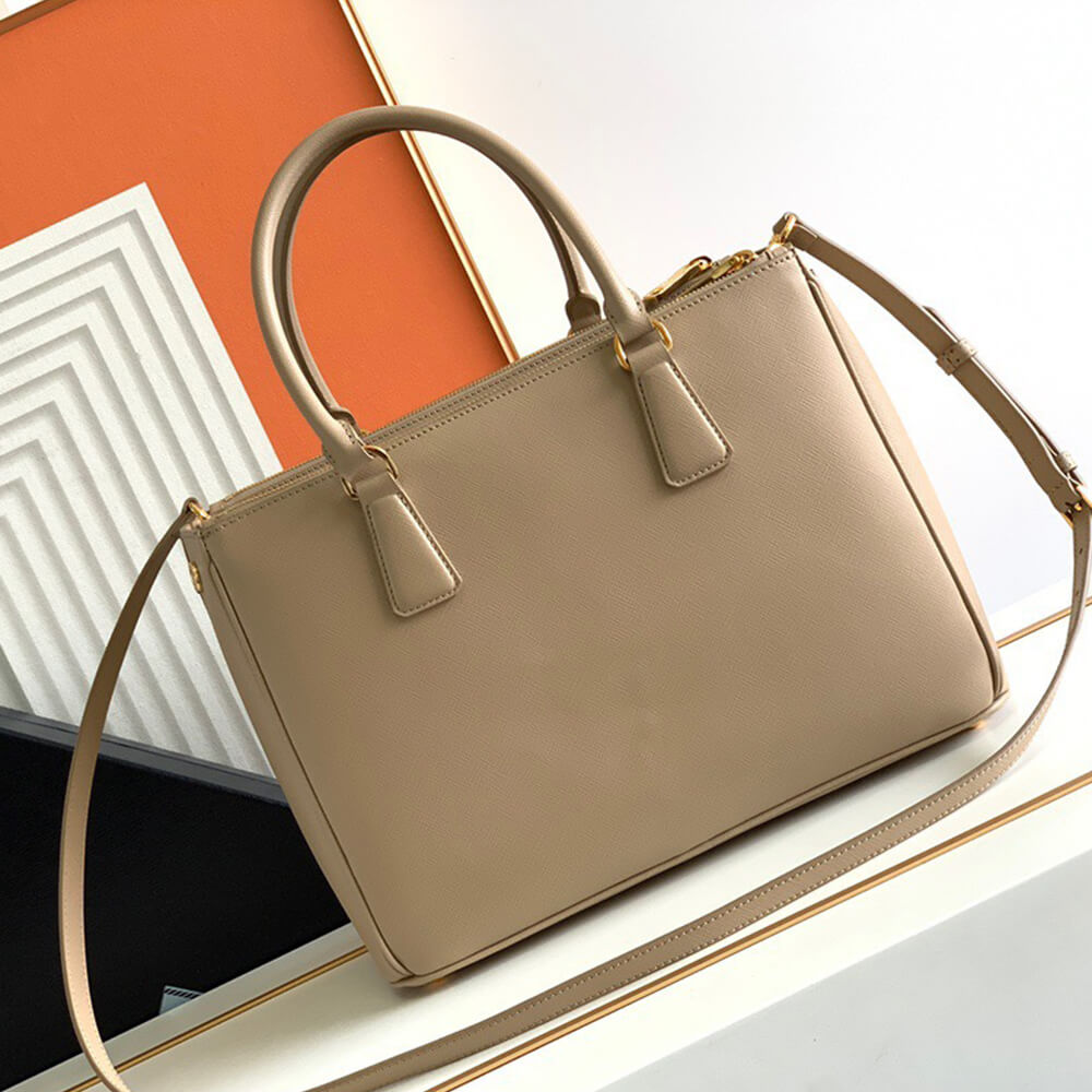 Large Pra*a Galleria Saffiano leather bag