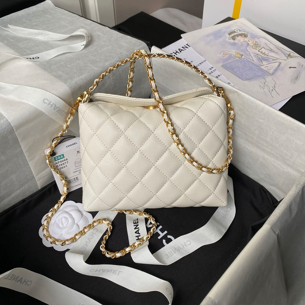 Ch**el Clutch with Chain